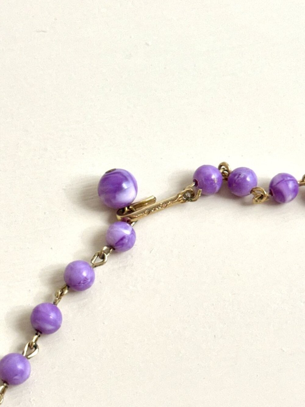 Vintage Coro Mid Century Thermoset Purple Gold-Tone Necklace & Bracelet Set MCM - Picture 4 of 6
